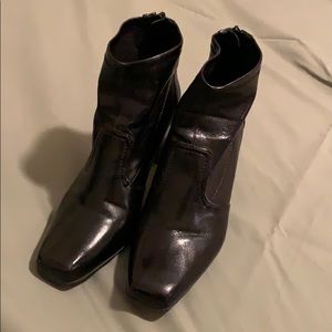 Franco Sarto black boots w/ back zipper-size 10